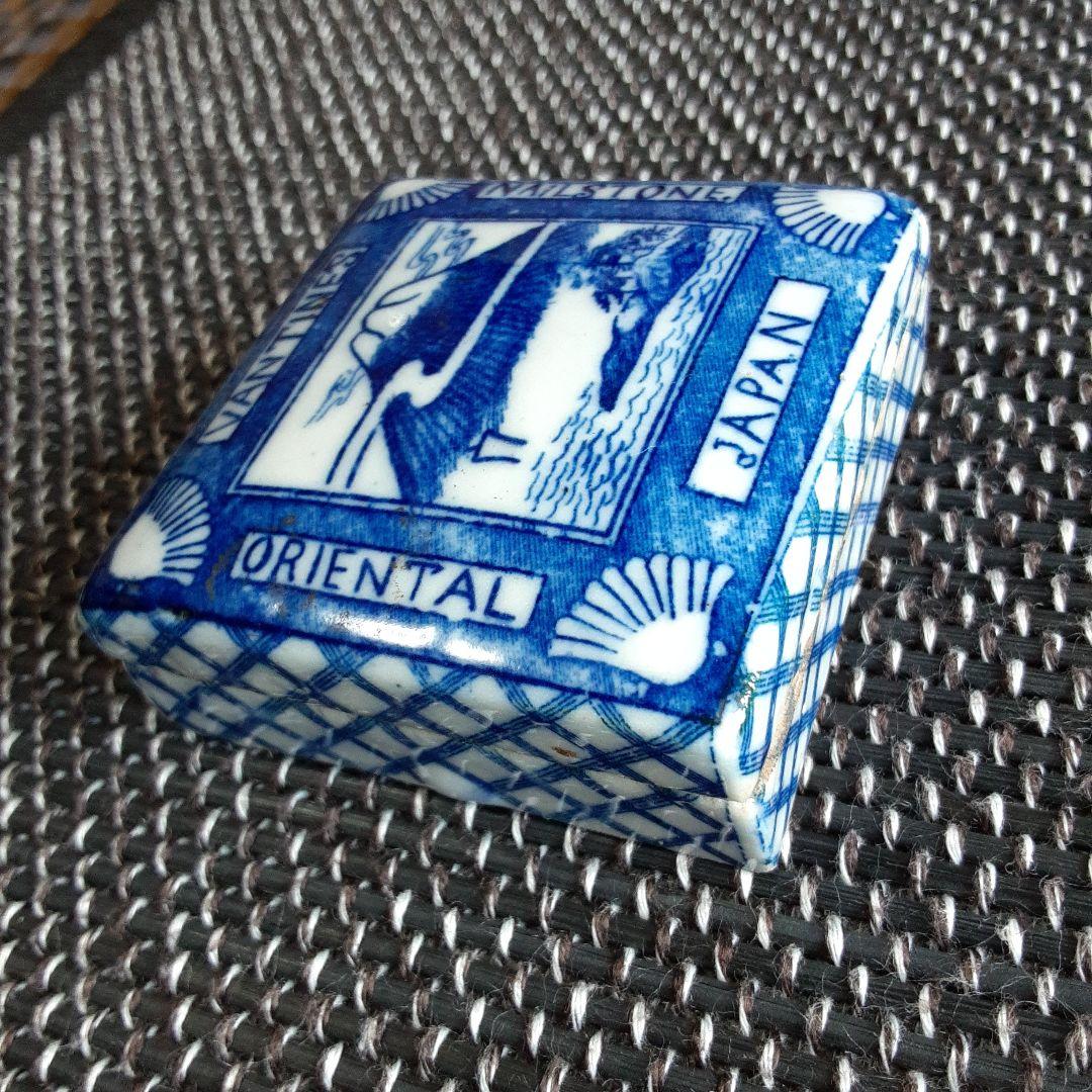 古い陶磁器小箱/幕末明治化粧香水瓶/日本富士山水画小物道具入/里帰り鼻煙壺根付