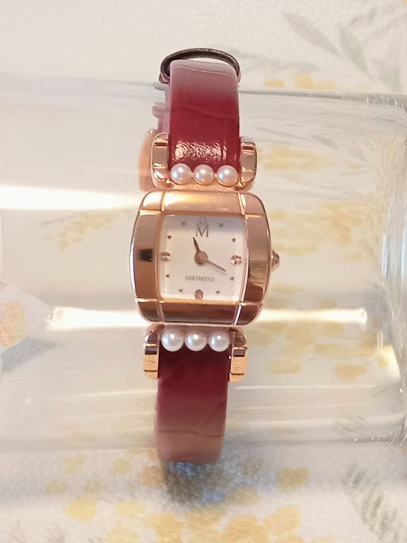ミキモトの腕時計 電池交換済み！ベルト2本付き！
