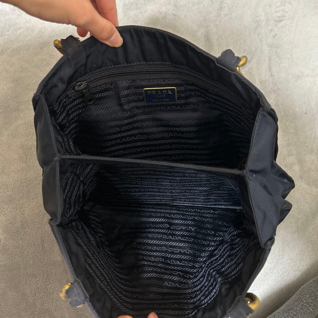 PRADA 黒 ハンドバッグ 金色ハンドル