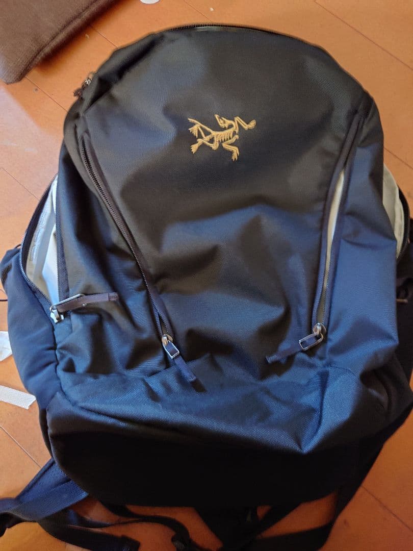 水槽は冷水機の海水タンクで淡水タンクを共用する