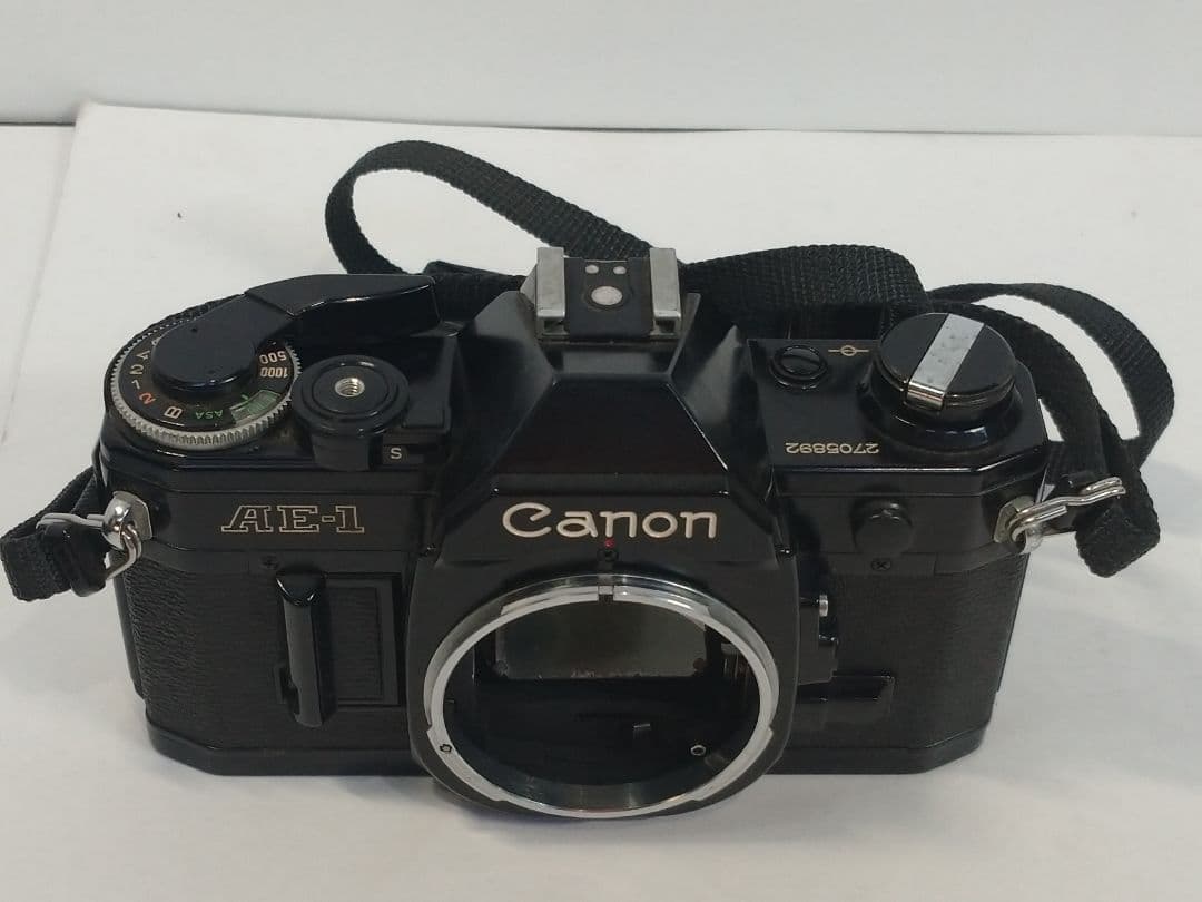 ジャンク Canon キャノン AE-1 一眼レフカメラ レンズ2点付き