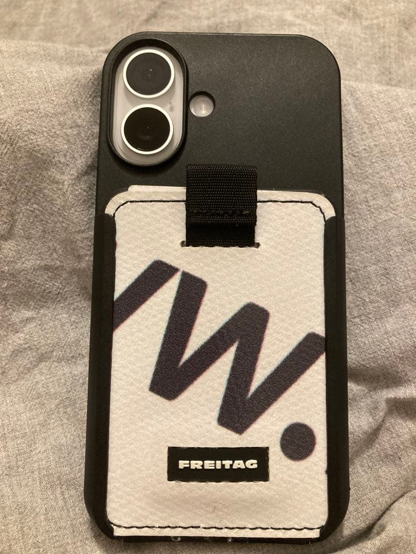 FREITAG iPhoneケース カードポケット付き　フライターグ フライターグ」からiPhoneケースが登場、スキーブーツをリサイクル