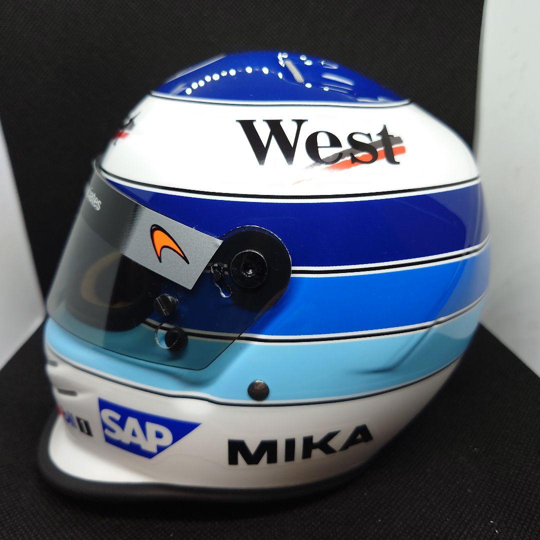 1/2 ヘルメット M.ハッキネン マクラーレン 2001年 ウエスト仕様