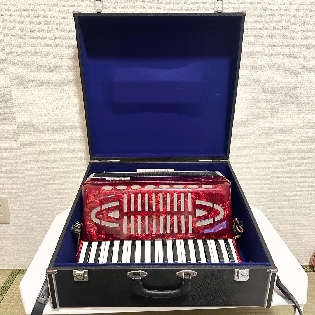 TOMBO トンボ アコーディオン No.320 赤パール 32鍵 ハードケース