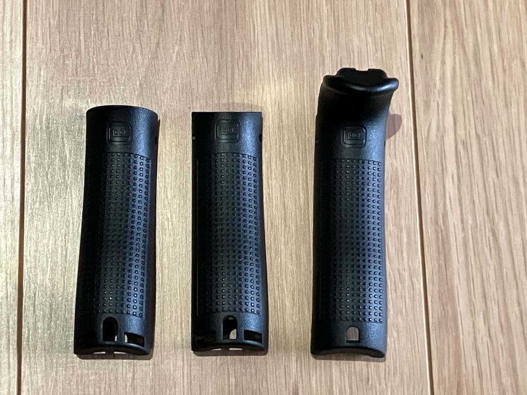 Glock 17 gen4 ガスブロ3本マガジン付き