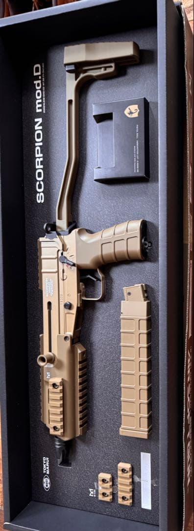 東京マルイ　SCORPION mod. D コンパクト電動ガン