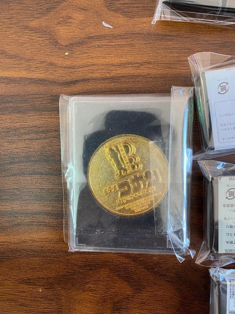 名探偵コナン　劇場版　ピンバッジ　映画　ピンズ