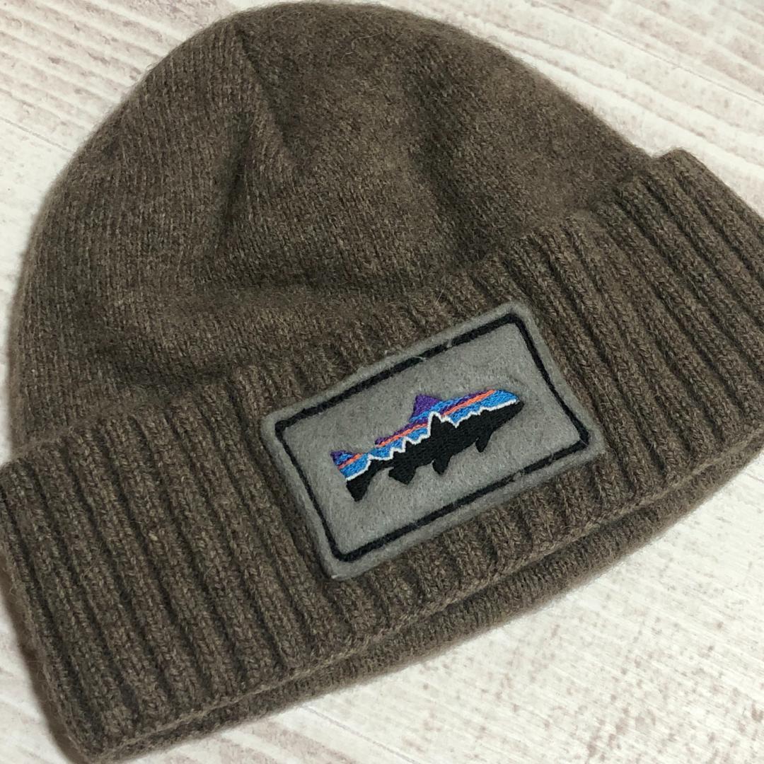 気分しだいセット‼️ パタゴニア トラウト・パッチ キャップ&ビーニー