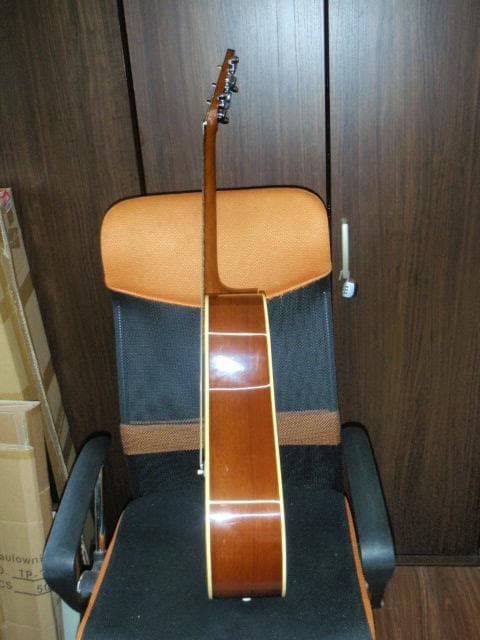 Morris アコースティックギター　Ｗ-18　程度良い　音も良い