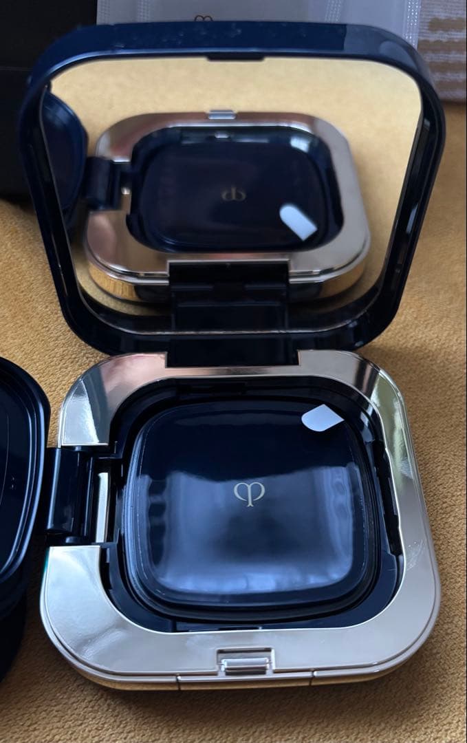 clé de peau クッションファンデーション 10