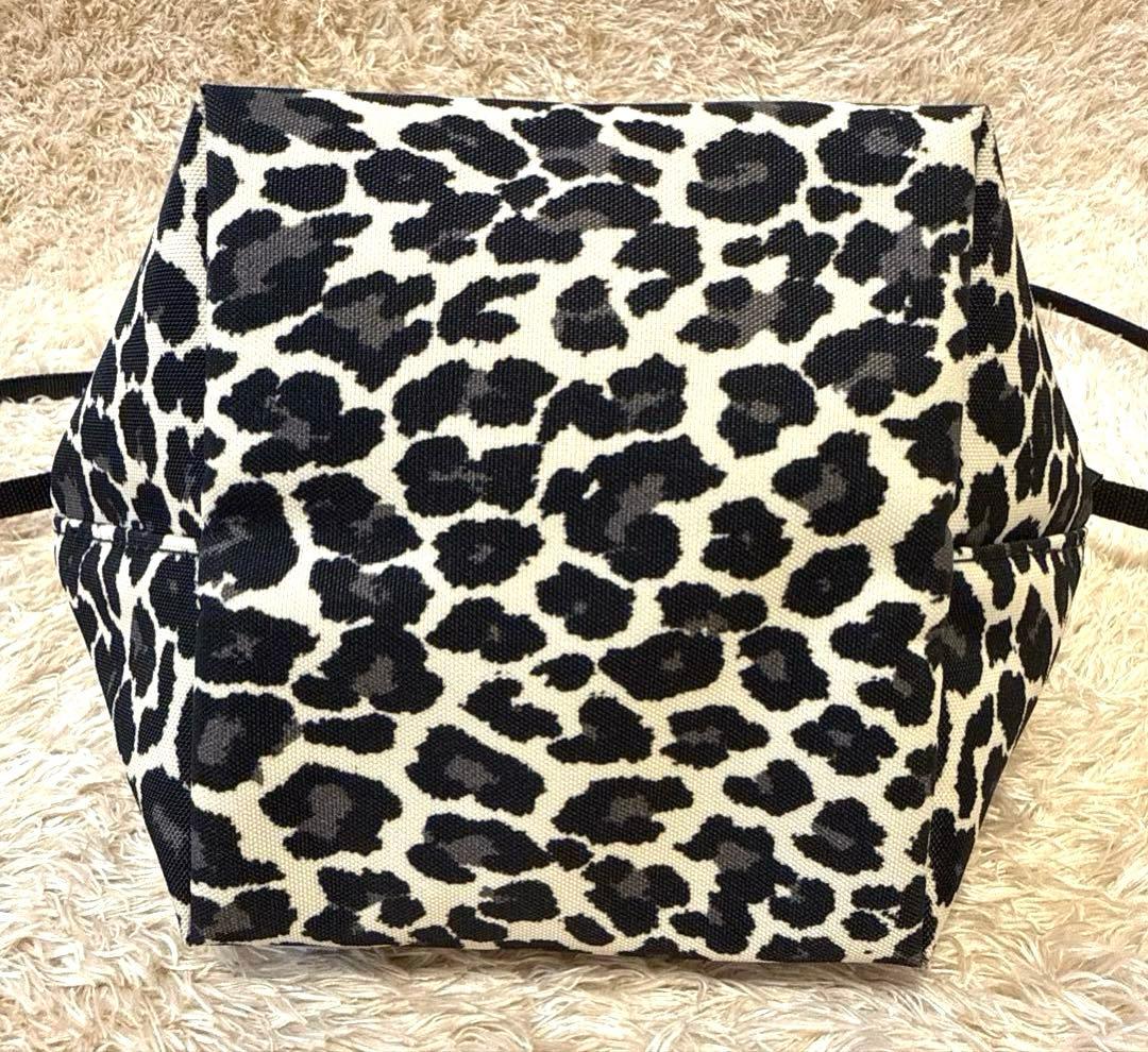 【美品】エルベシャプリエ 舟型ショルダーバッグ S パンサーブラン