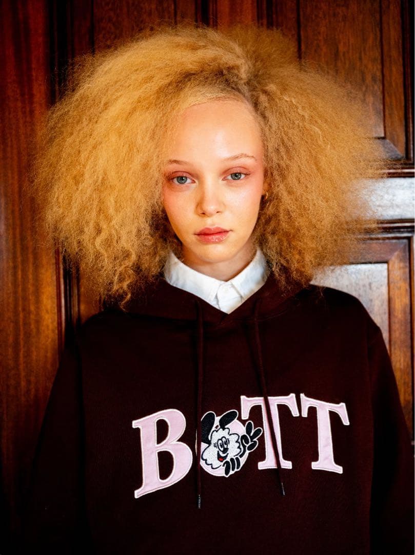 BOTT × verdy パーカー