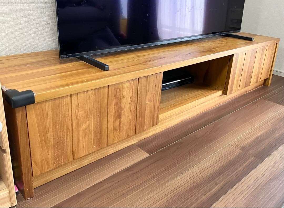 UNICO breathシリーズテレビボード