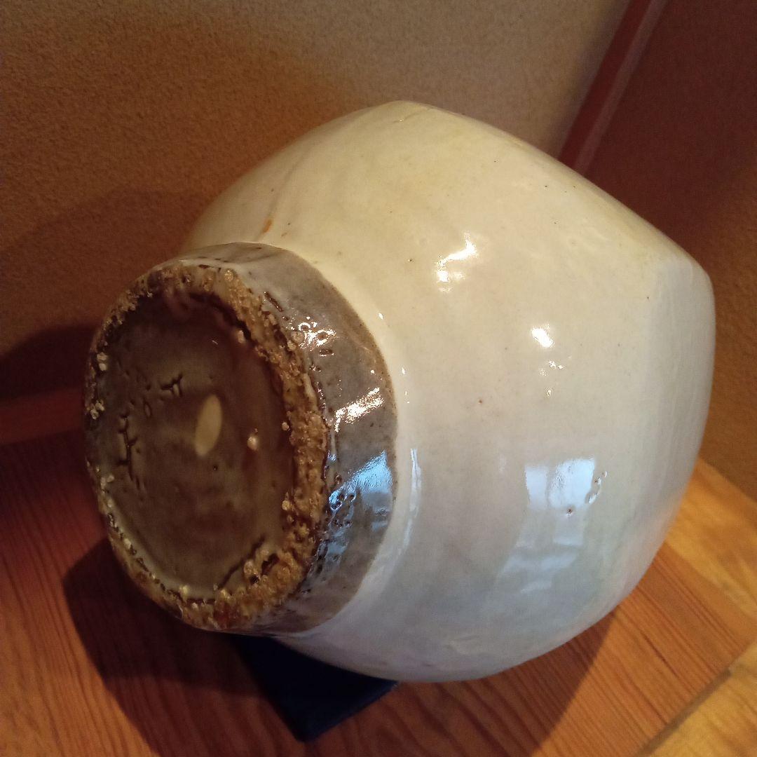 真作】 白磁切子壷 河井寛次郎 「 恒次 ・ 武一 識 」