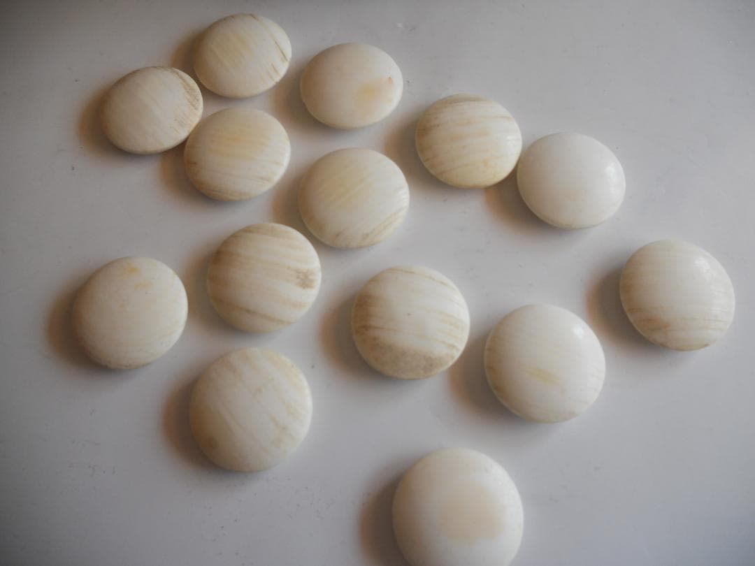 囲碁 ヴィンテージ 宮崎日向蛤碁石 那智黒碁石 蛤 碁石 那智黒 です。