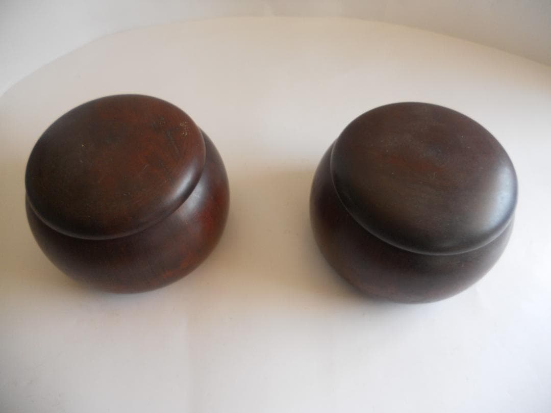 囲碁 ヴィンテージ 宮崎日向蛤碁石 那智黒碁石 蛤 碁石 那智黒 です。