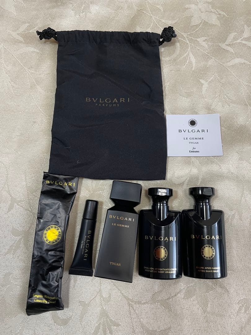エミレーツ航空Fクラス BVLGARI アメニティセット+ バイレード