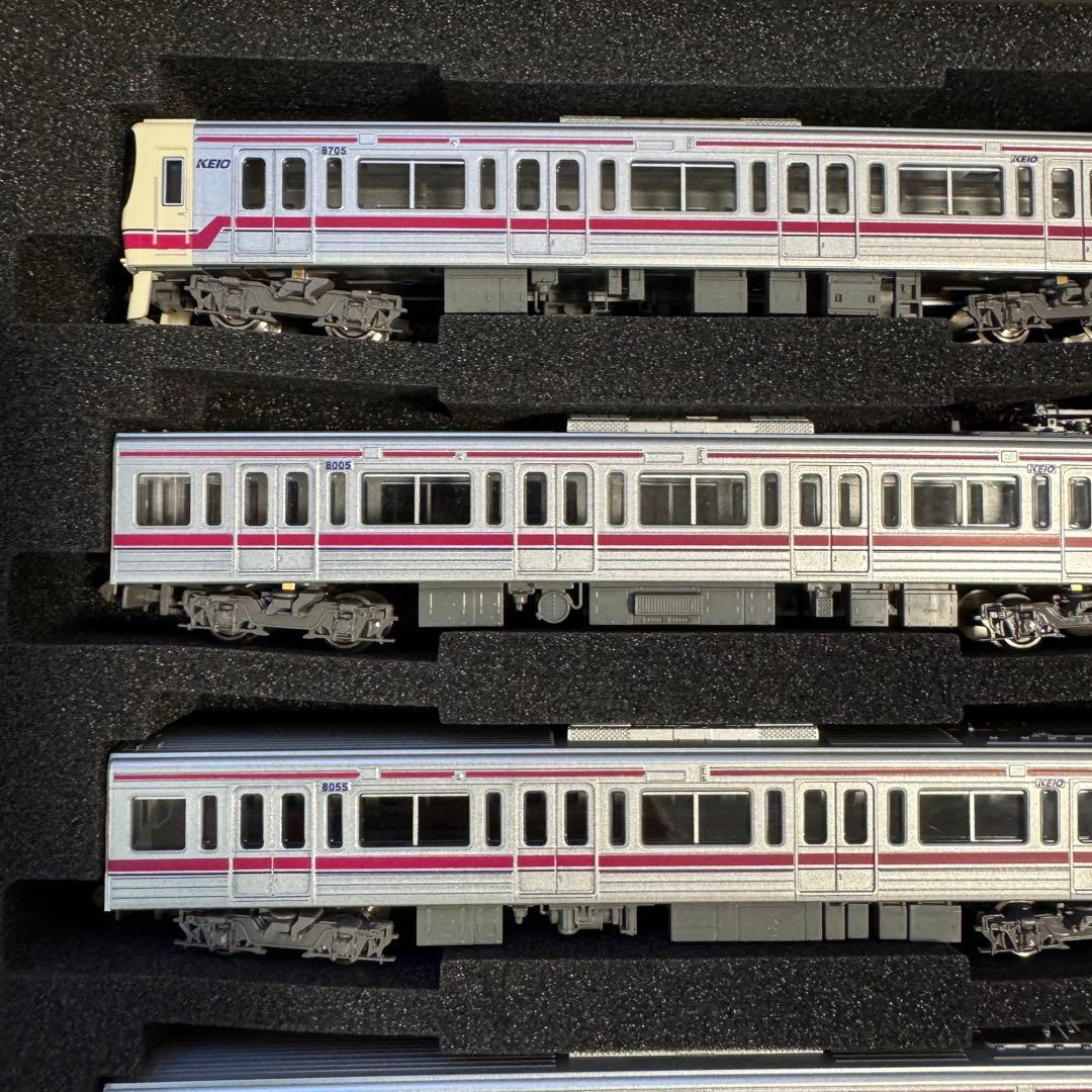 京王8000系（大規模改修車・8005編成・白ライト）