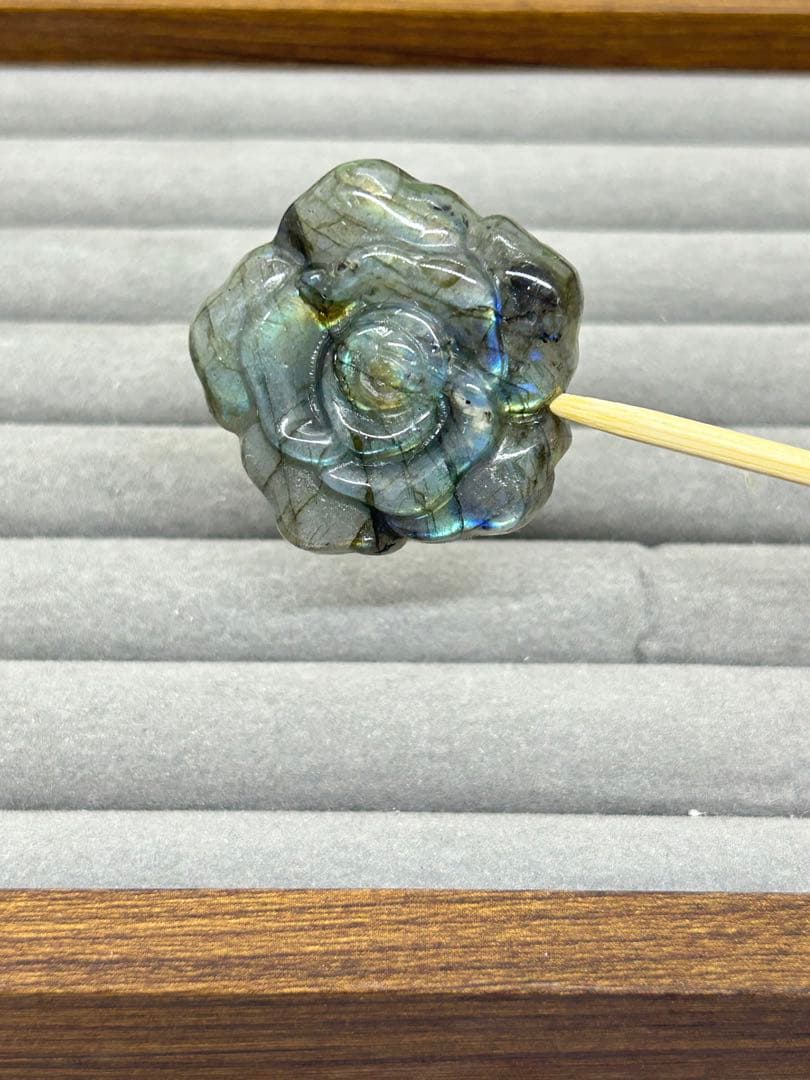 天然石ラブラドライトパーツ　薔薇　No.2242