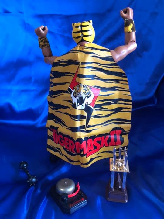 無敵の覆面王者！！タイガーマスク二世！！見参！！フィギュア 超合金