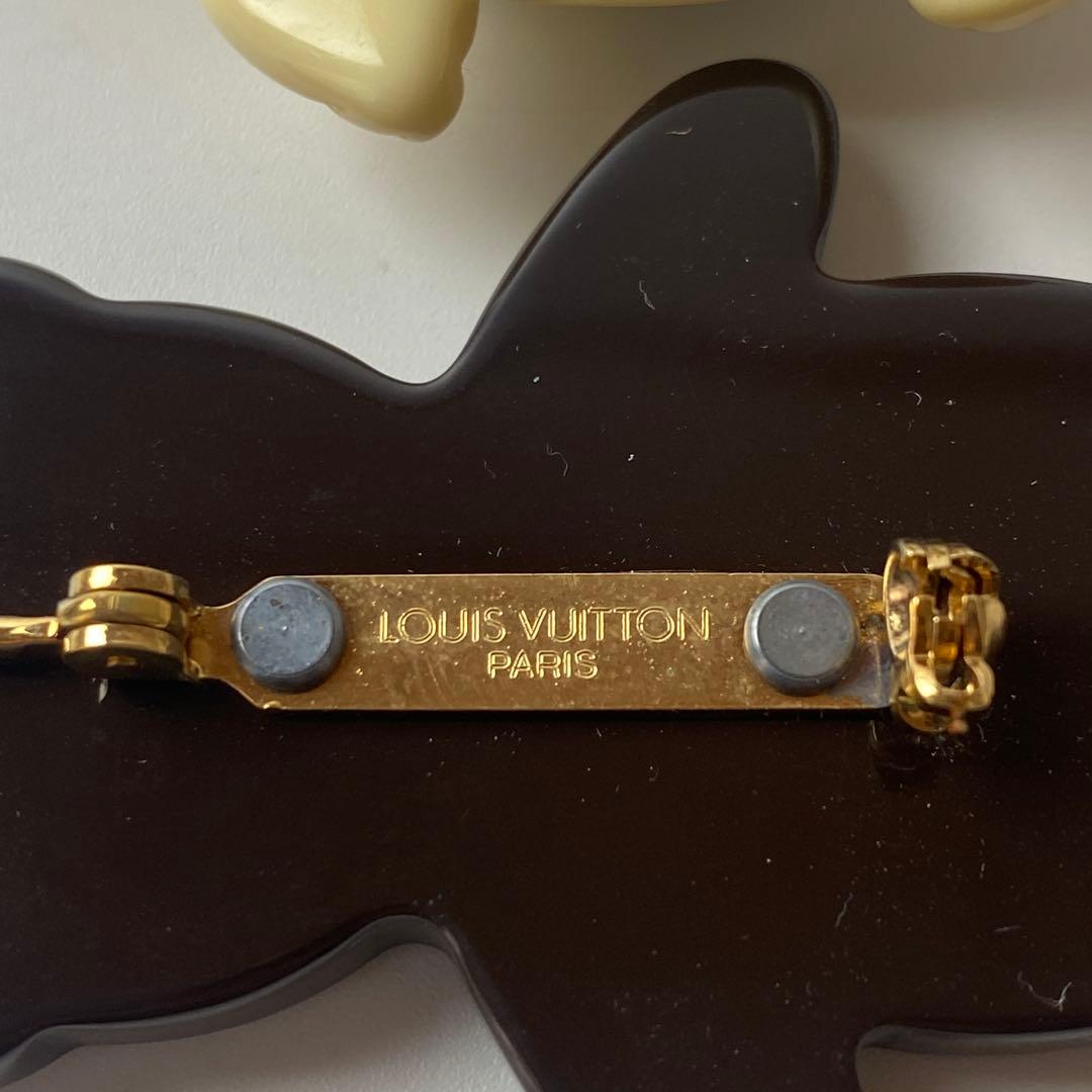 入手困難] ルイ ヴィトン LOUIS VUITTON ブローチ 熊 亀 ヴ
