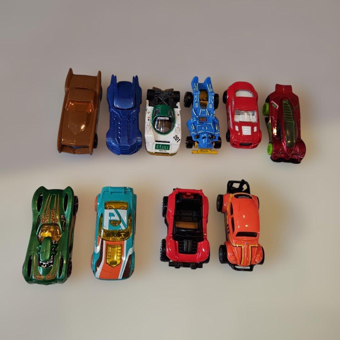 ホットウィール　スーパー６レーン レースウェイ ミニカー10個セット