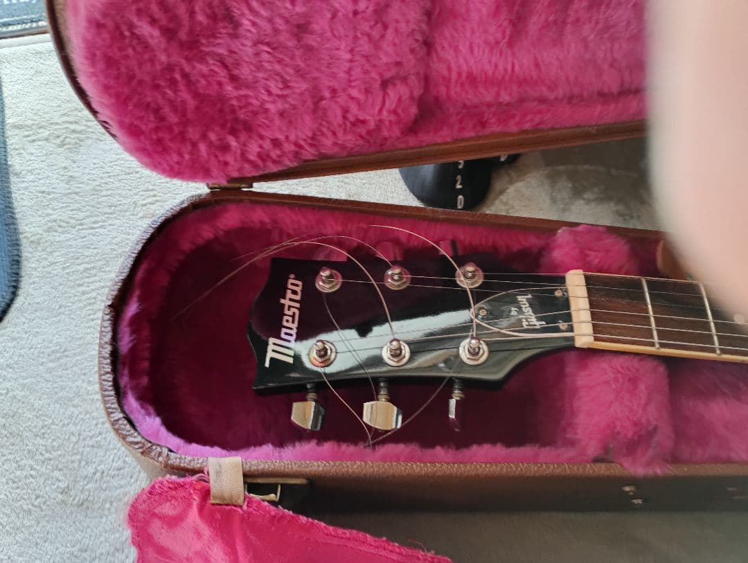 Maestro by Gibson ピアノブラックエレキギター ハードケース付属