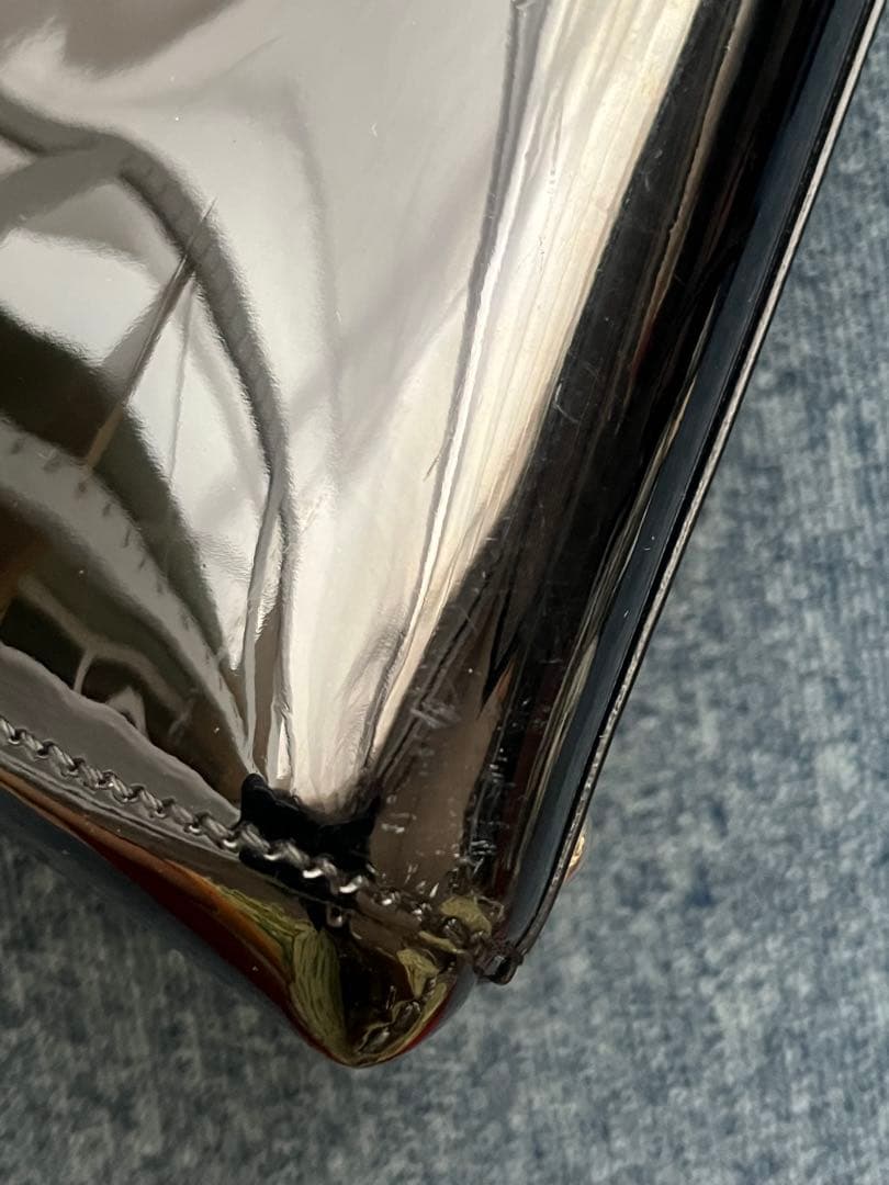 カルティエ　マルチェロ　パンチングロゴ　エナメル　パテント　レザー　ブラック