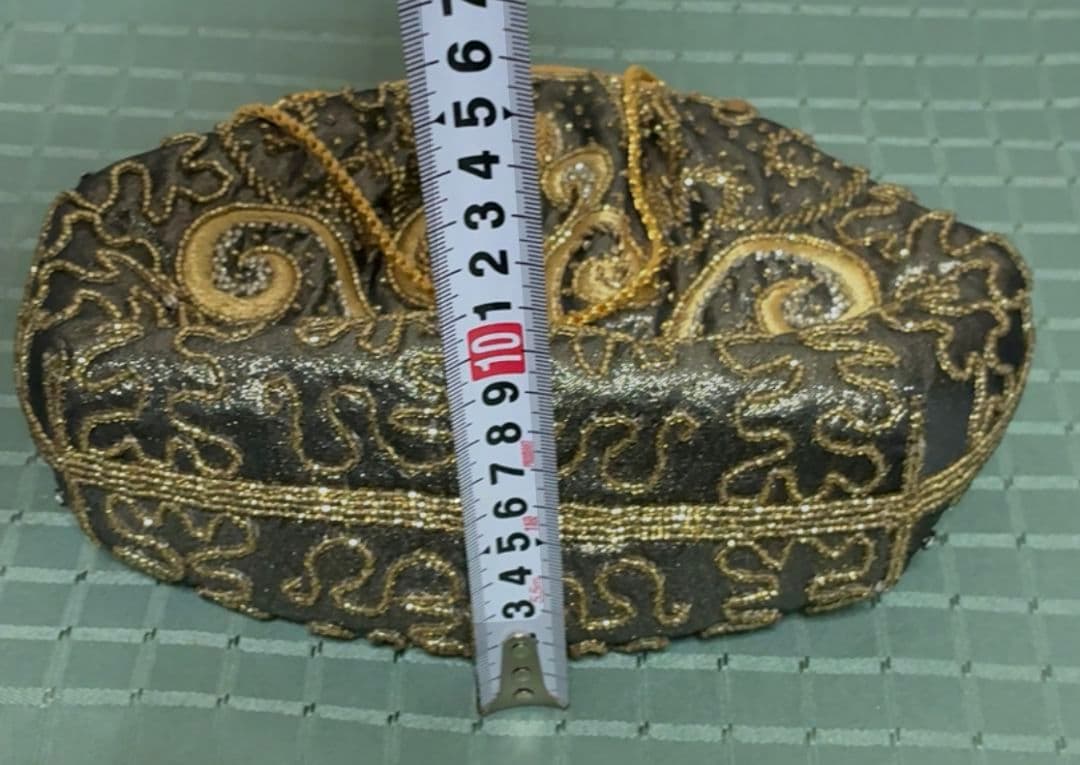 黒金刺繍クラッチバッグ