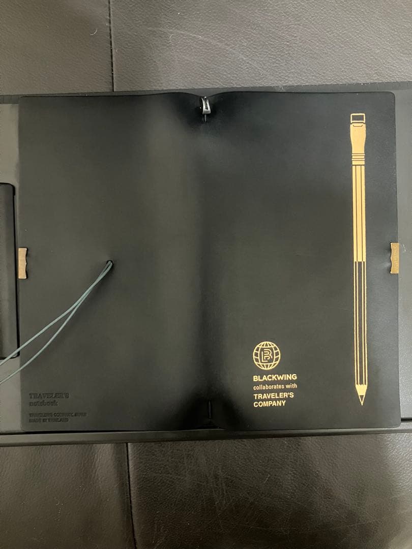 カスタマイズ品】トラベラーズノート BLACKWING 黒｜カスタマイズ品