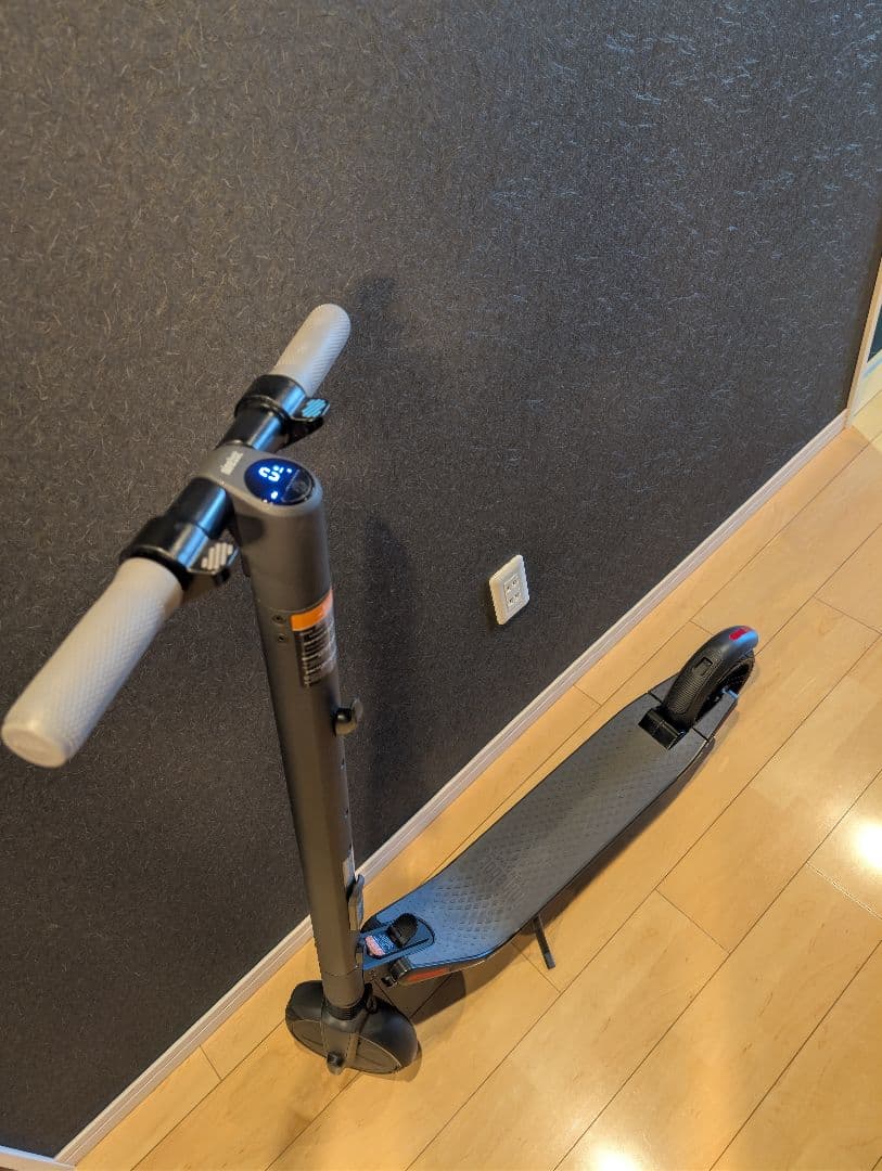 Y*a様 Segway ナインボット 折りたたみ式電動スケートボード