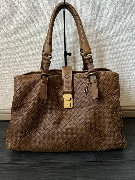 ボッテガヴェネタレザー編み込みハンドバッグ