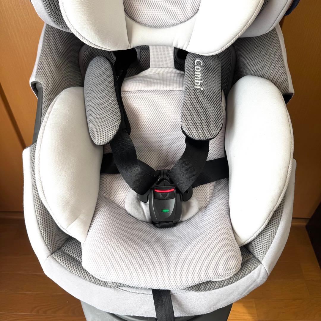 【極美品】コンビ　THE S Air ISOFIX エッグショック ZB-690
