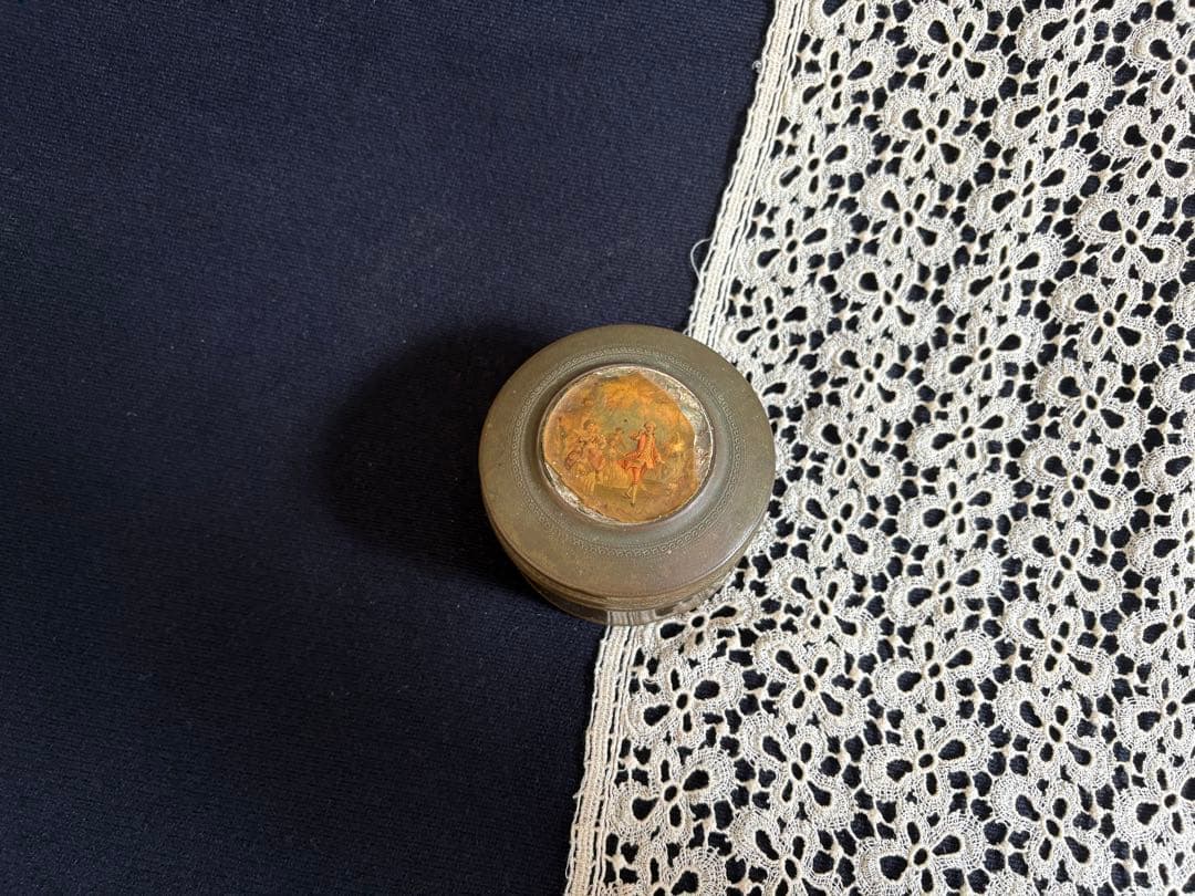 真鍮製パウダーケース フランス アンティーク