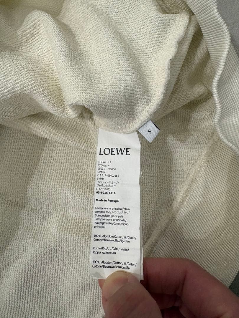 ロエベ　アナグラムレザーパッチフーディー