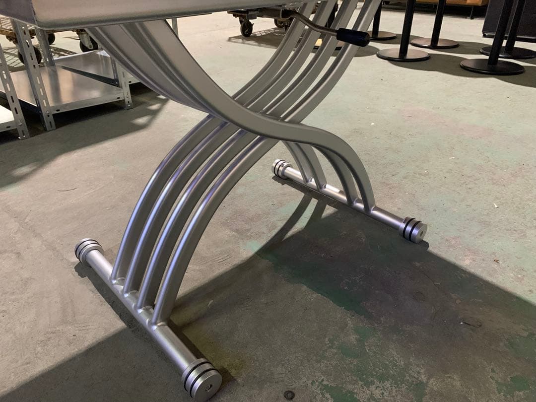 OZZIO サリスカンディ ダイニングテーブル　昇降式テーブル 天板拡張 油圧式