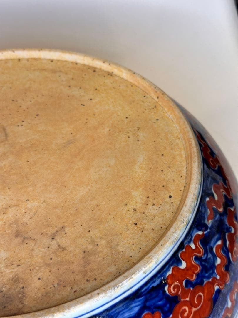 大明宣徳年製 赤龍海浪文 大皿 厚胎 重量感あり 時代物