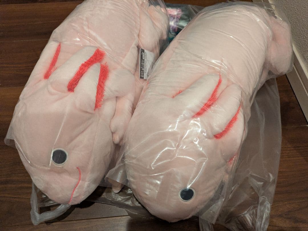 珍獣捕獲シリーズ メガウーパールーパー わくでかぬいぐるみ