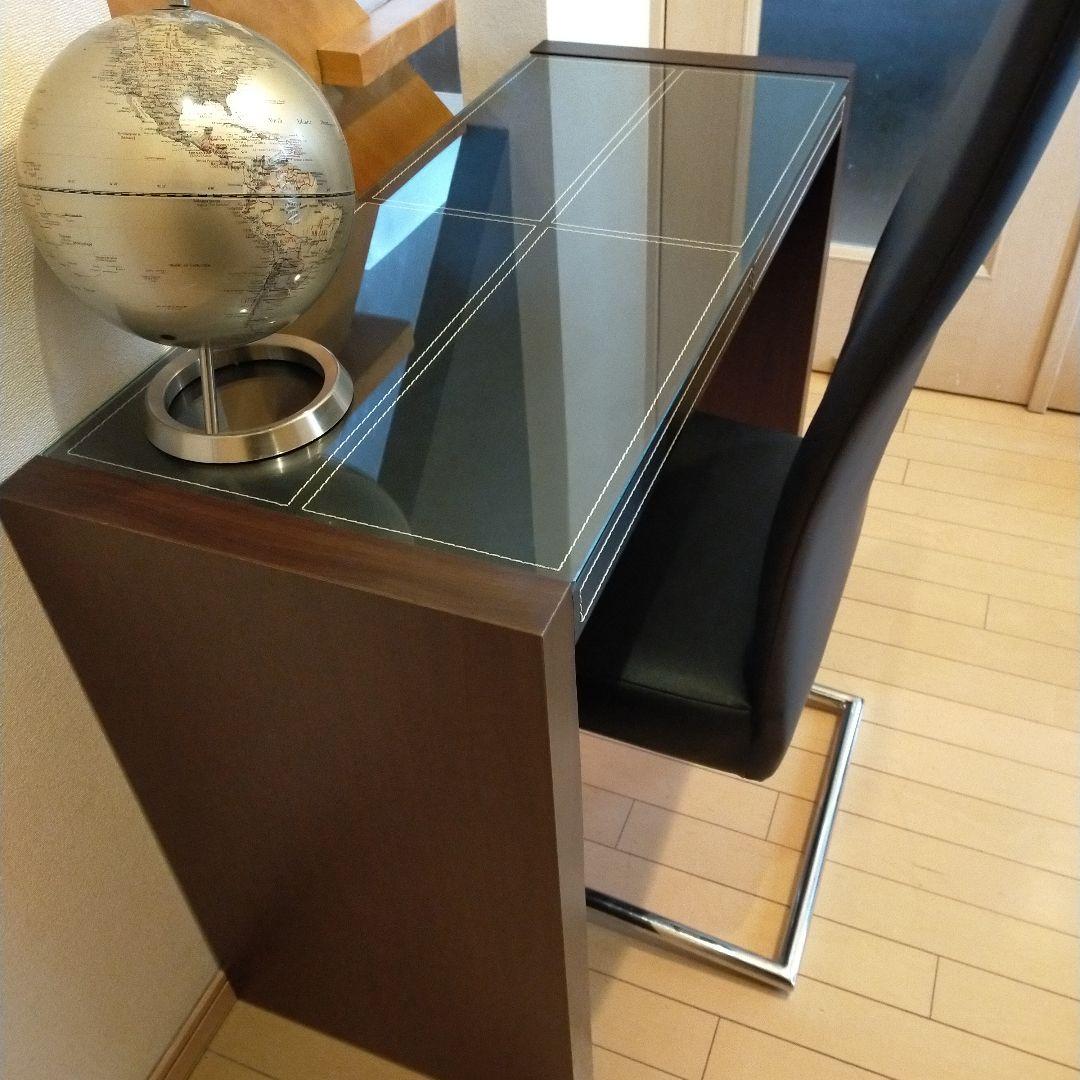 【美品】かっこいいガラストップ レザー張り調テーブル イスセット