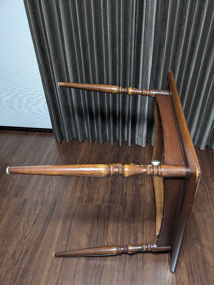 古く味のある木製テーブル 作業台 昭和レトロ アンティーク木製正方形