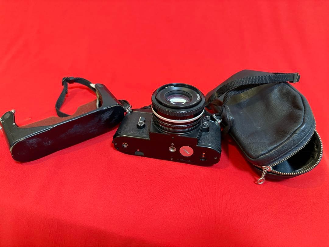 u*m様 ジャンク品扱い Nikon EM ボディ 一眼レフ フィルムカメ