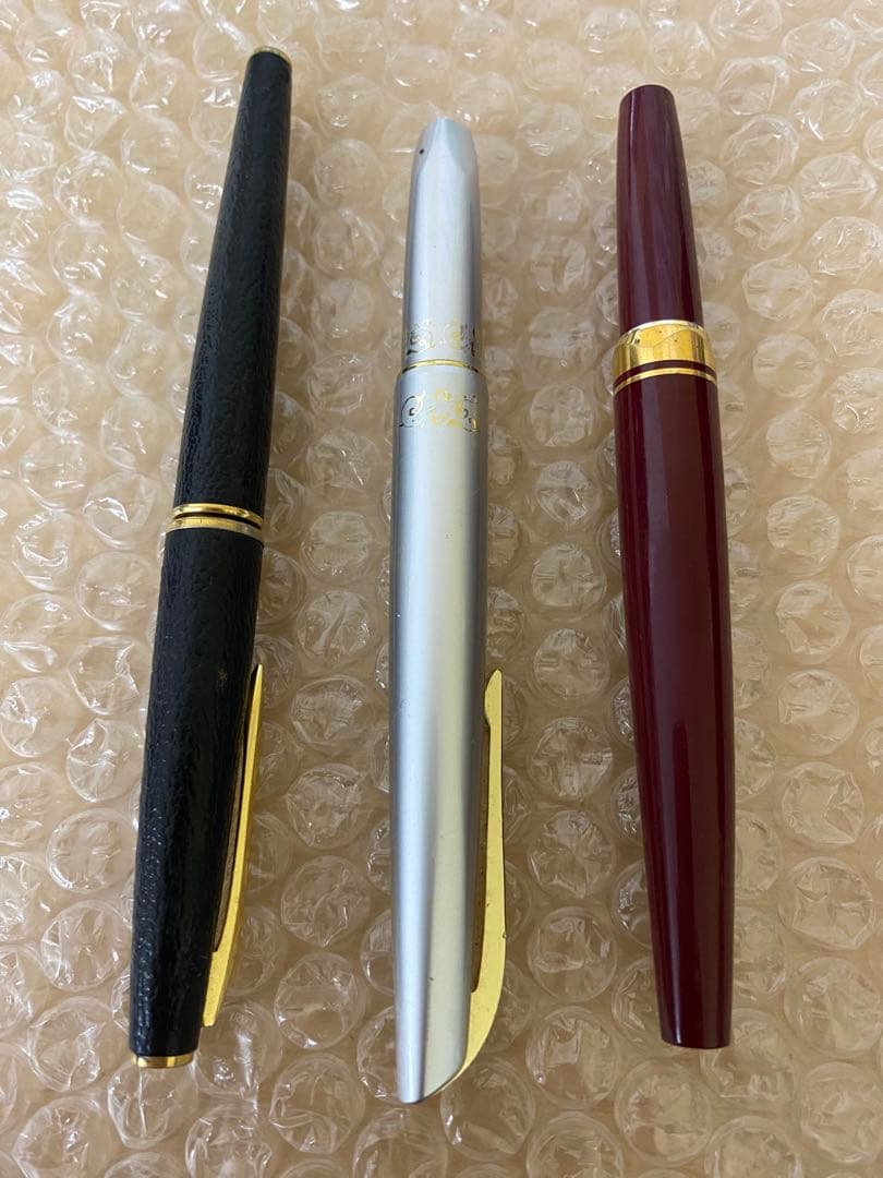 万年筆セット 黒・シルバー・赤 18金ペン先 14金ペン先 3本