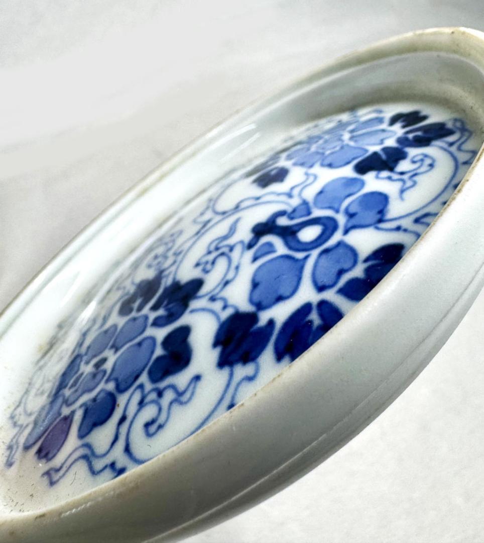 時代物 古染付唐草花文香合 青花 唐物 茶道家旧蔵 歴史有る年代物