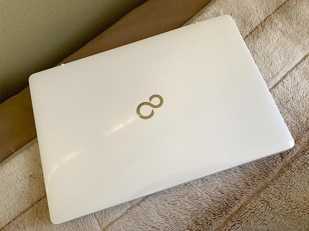 富士通 AH50 i7-7700HQ Windows11 SSD256G