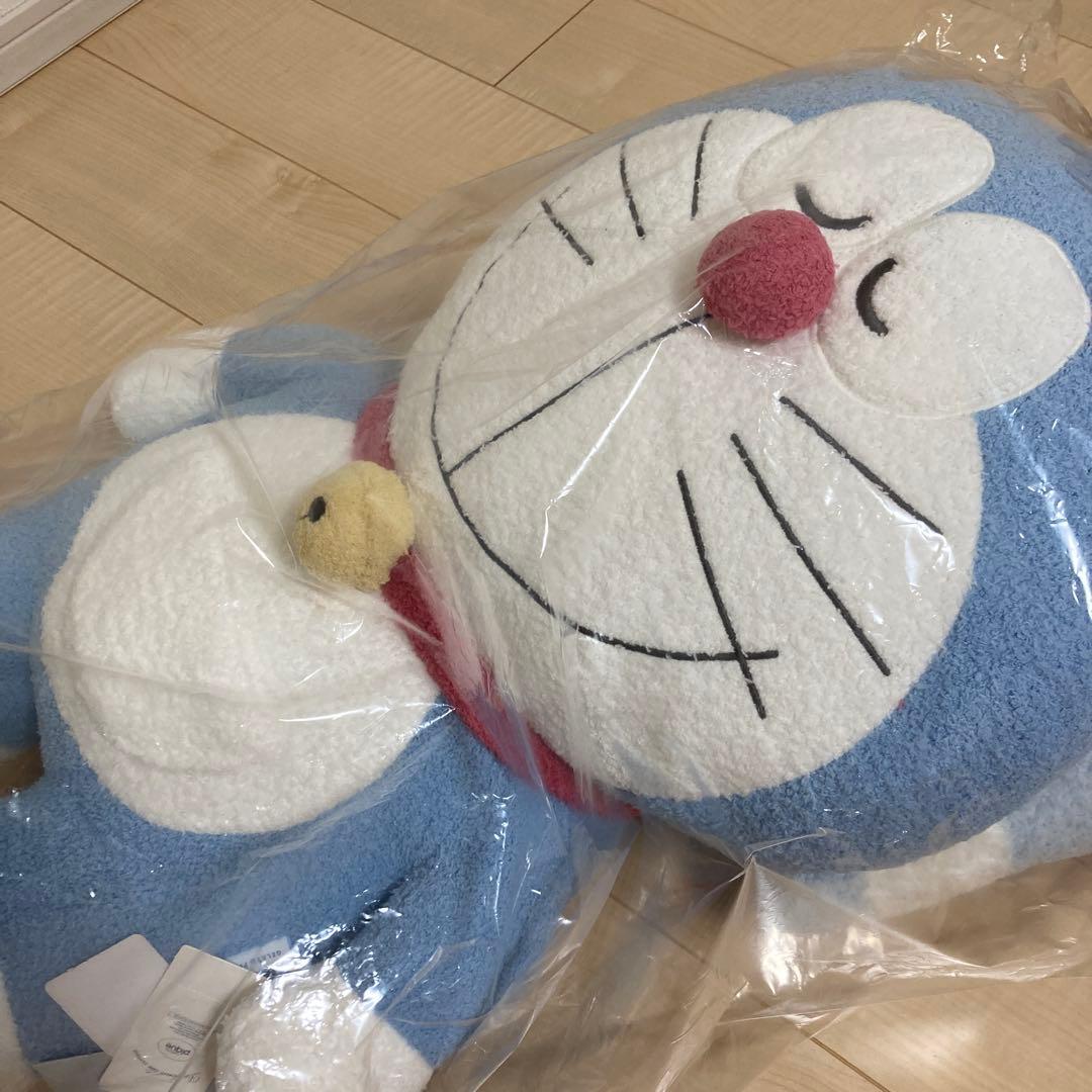 ジェラートピケ　ドラえもん　抱きぐるみ