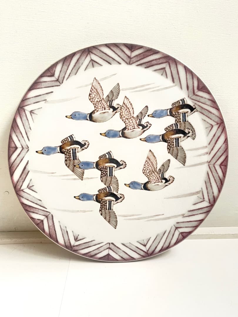影山明志 陶板 色絵 水鳥飛翔紋 色絵 鳥紋 25.5㎝ 工芸品