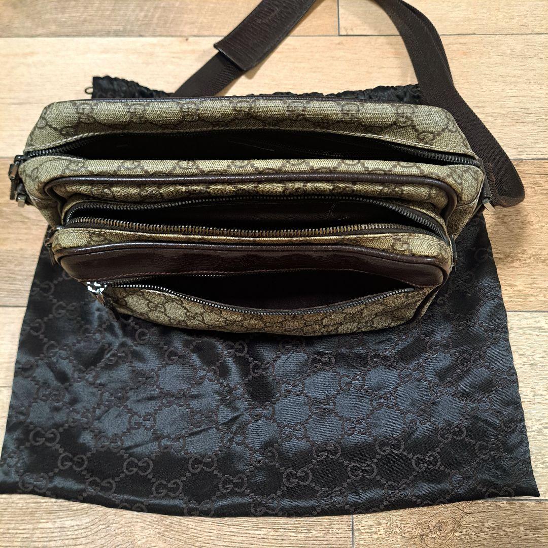 グッチ ショルダーバッグ GGスプリーム ロゴ型押し PVC レザー