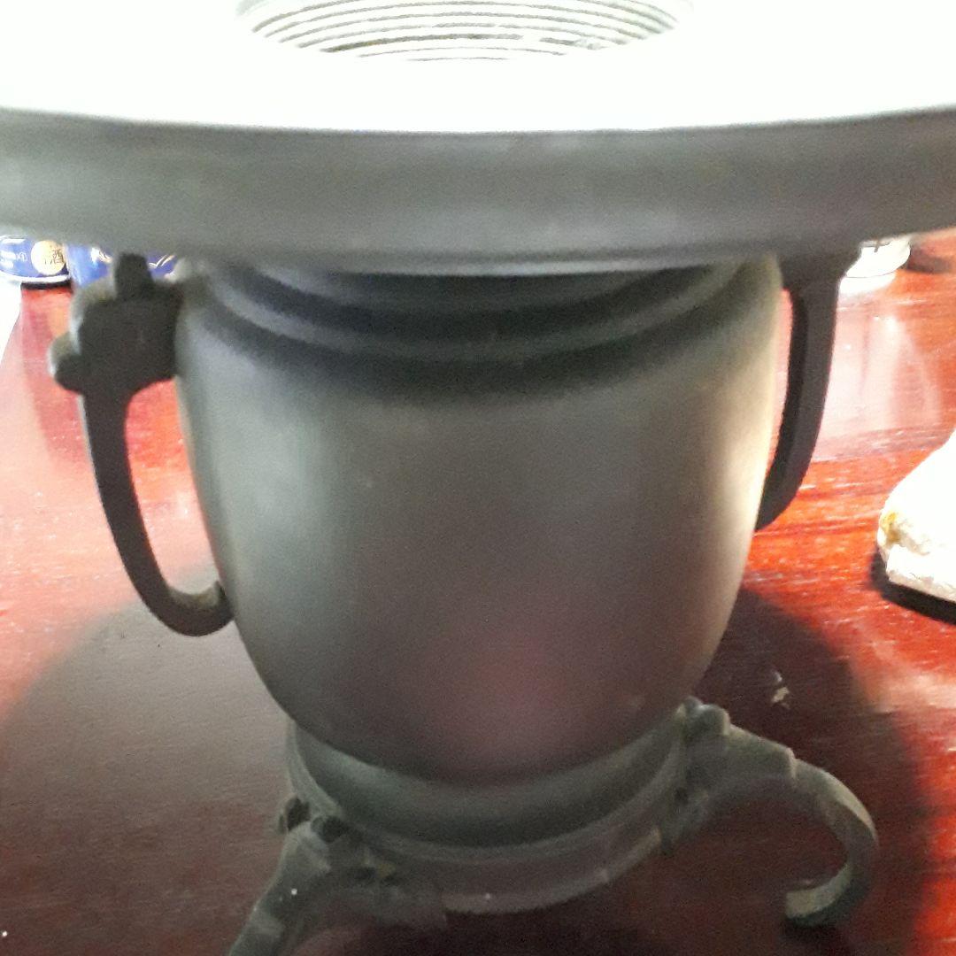 時代劇にでたこともある昔の花瓶だそうです