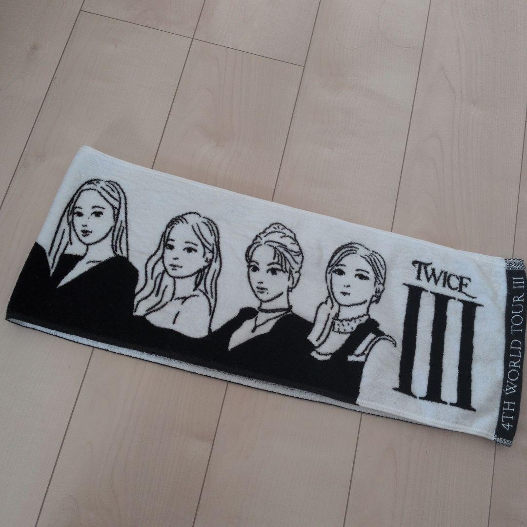 TWICE マフラータオル - メルカリ