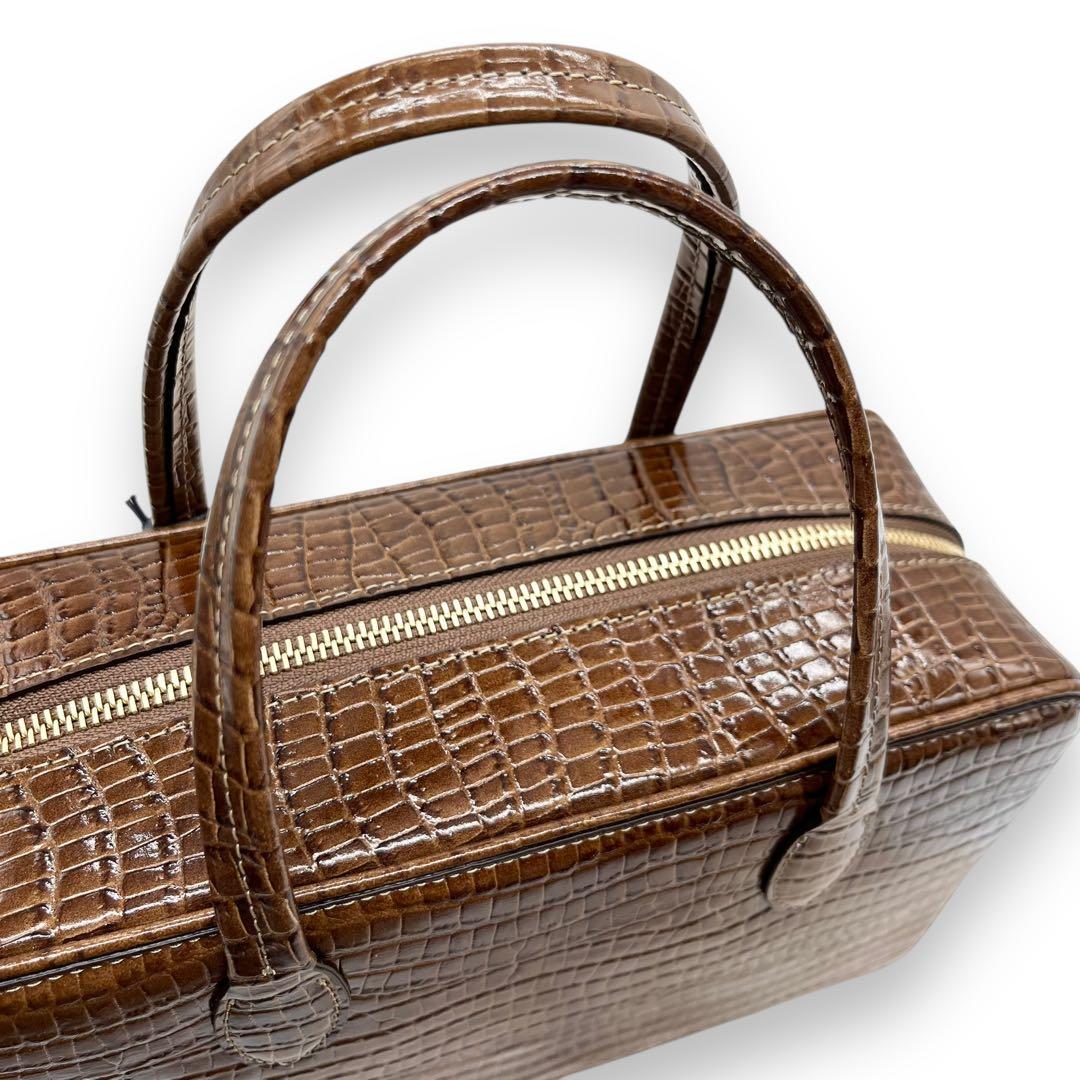 未使用■TOUT Y EST クロコ型押し SAC LOQUET SMALL